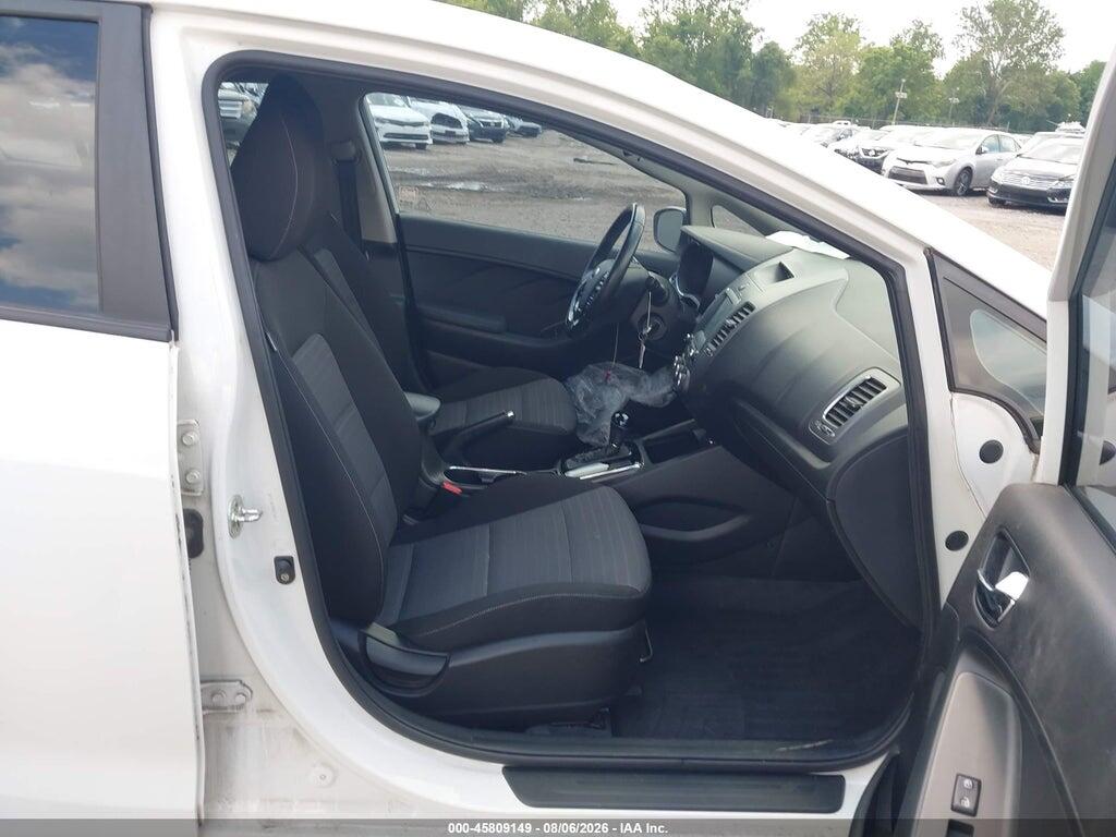 3KPFL4A79HE134917 2017 KIA FORTE photo no. 5