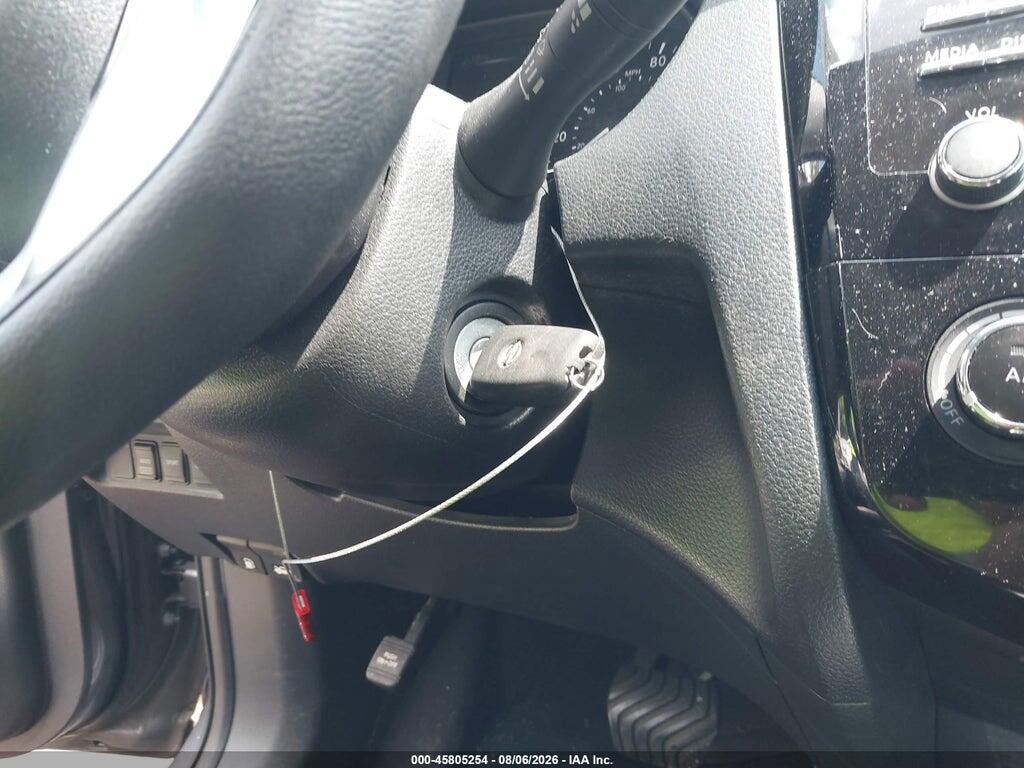 KNMAT2MV8HP534007 2017 NISSAN ROGUE photo no. 11