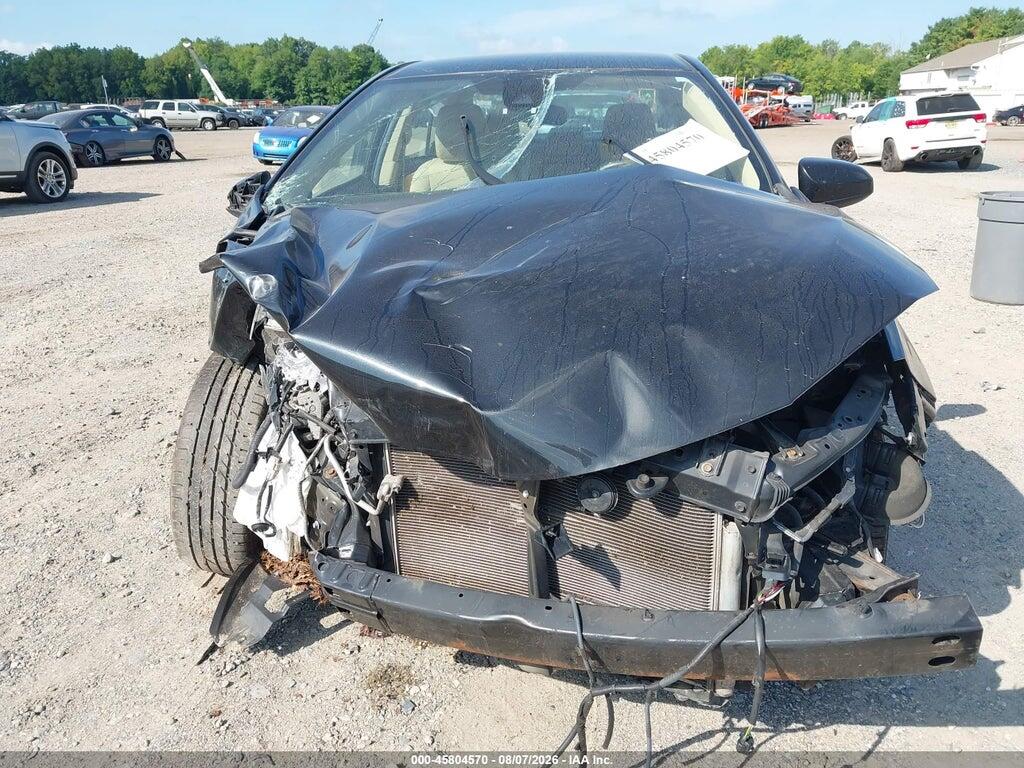 2T1BURHE1HC847547 2017 TOYOTA COROLLA photo no. 6