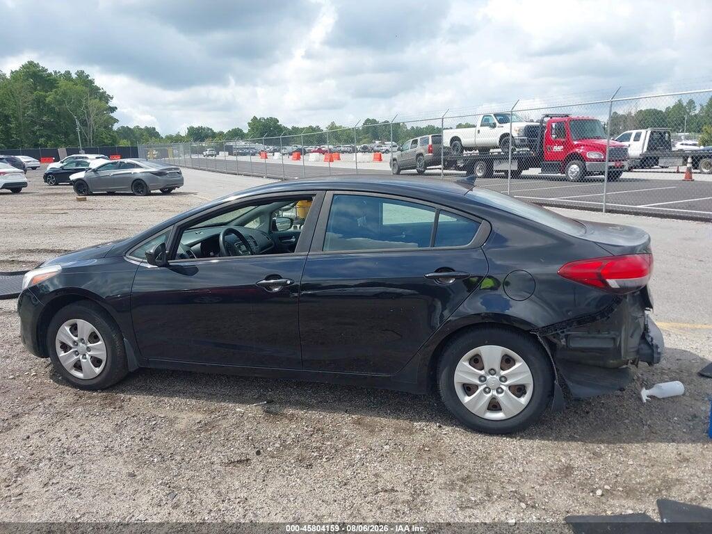 3KPFK4A70HE080457 2017 KIA FORTE photo no. 3