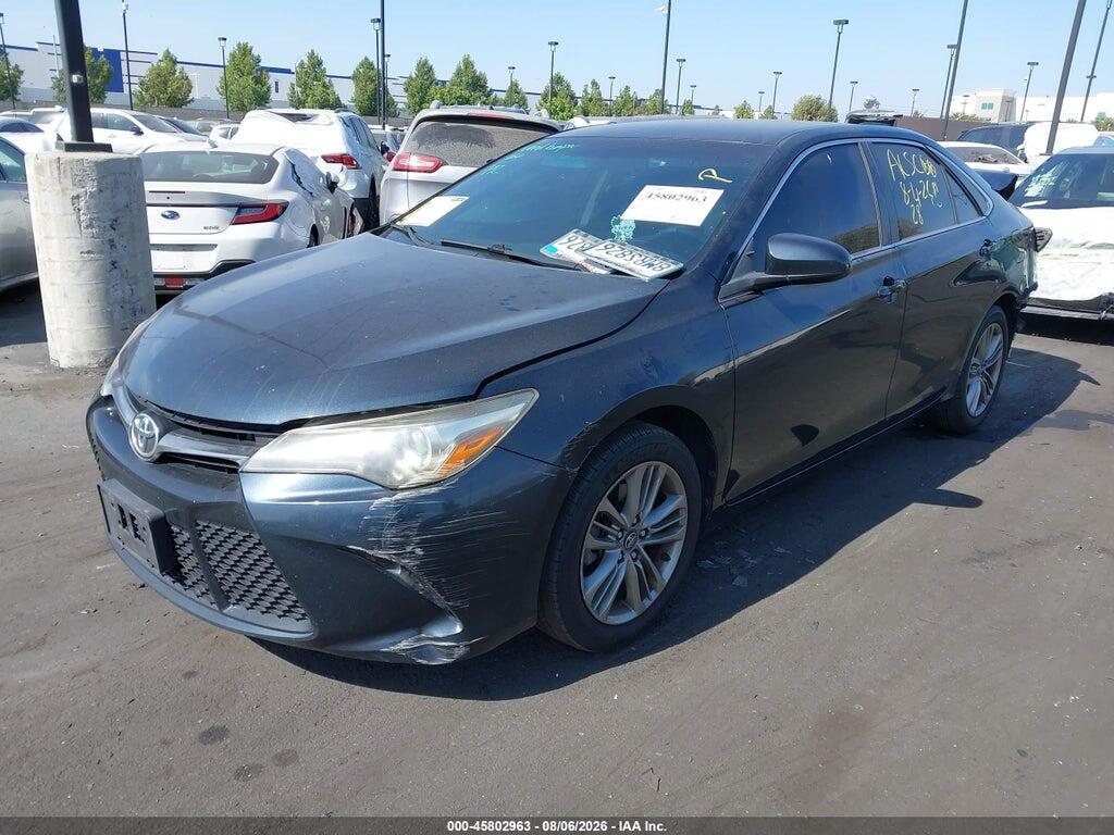 4T1BF1FK7HU762067 2017 TOYOTA CAMRY photo no. 2