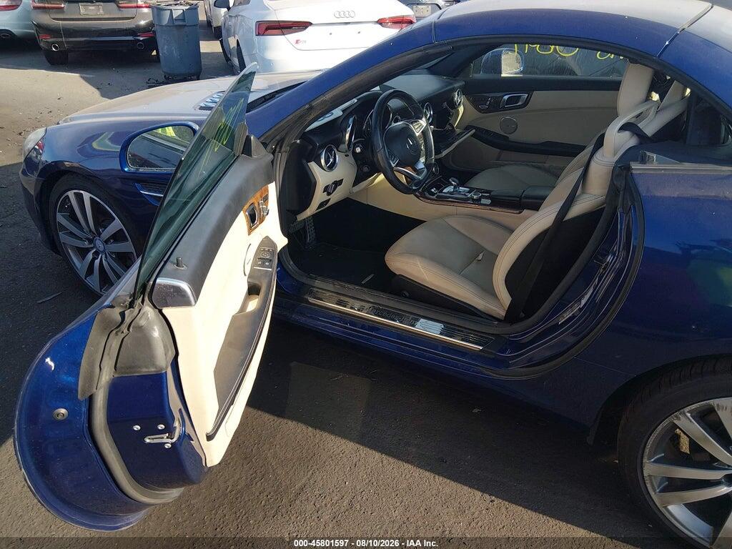 WDDPK3JA5HF138052 2017 MERCEDES-BENZ SLC 300 photo no. 5