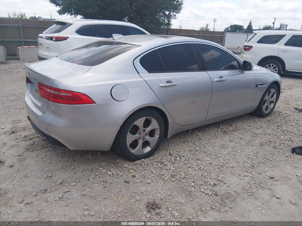 SAJAR4BG7HA960340 2017 JAGUAR XE photo no. 4