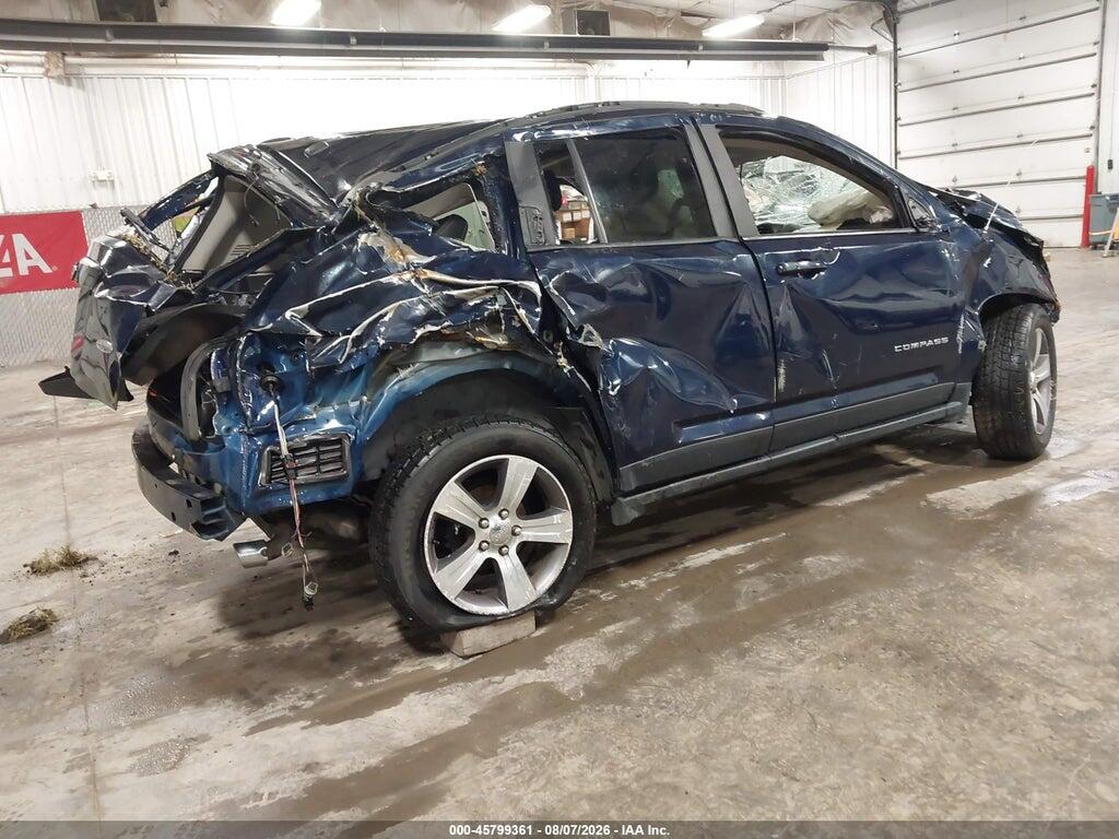 1C4NJDEB4HD171956 2017 JEEP COMPASS photo no. 4