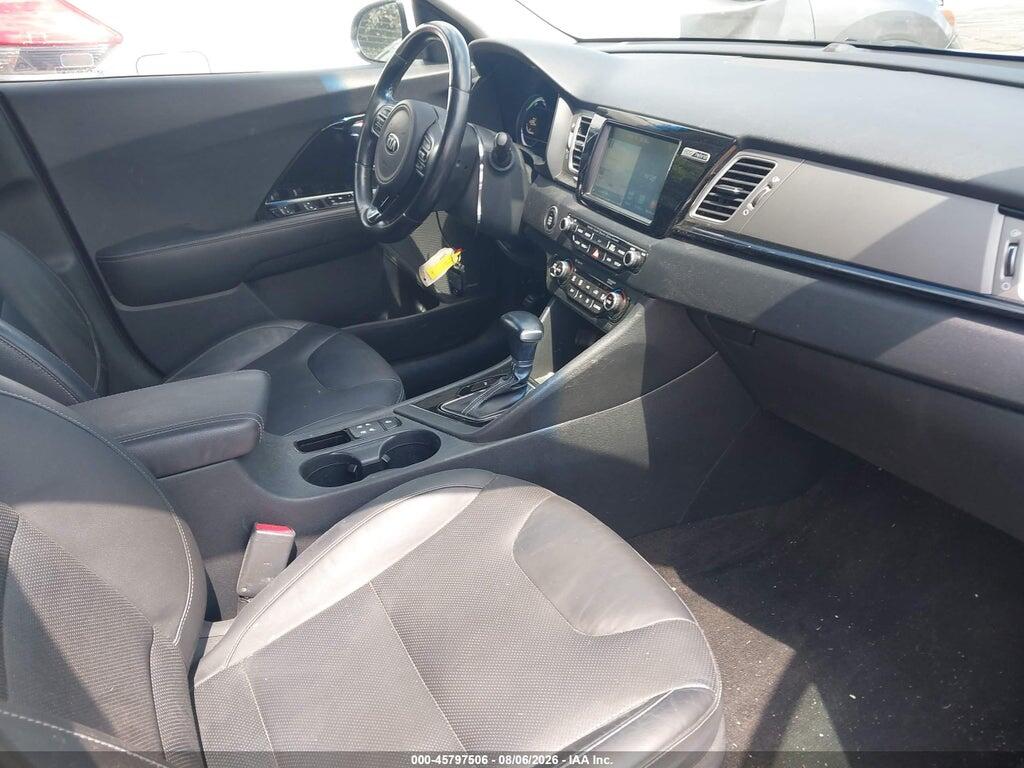 KNDCE3LC4H5082450 2017 KIA NIRO photo no. 5
