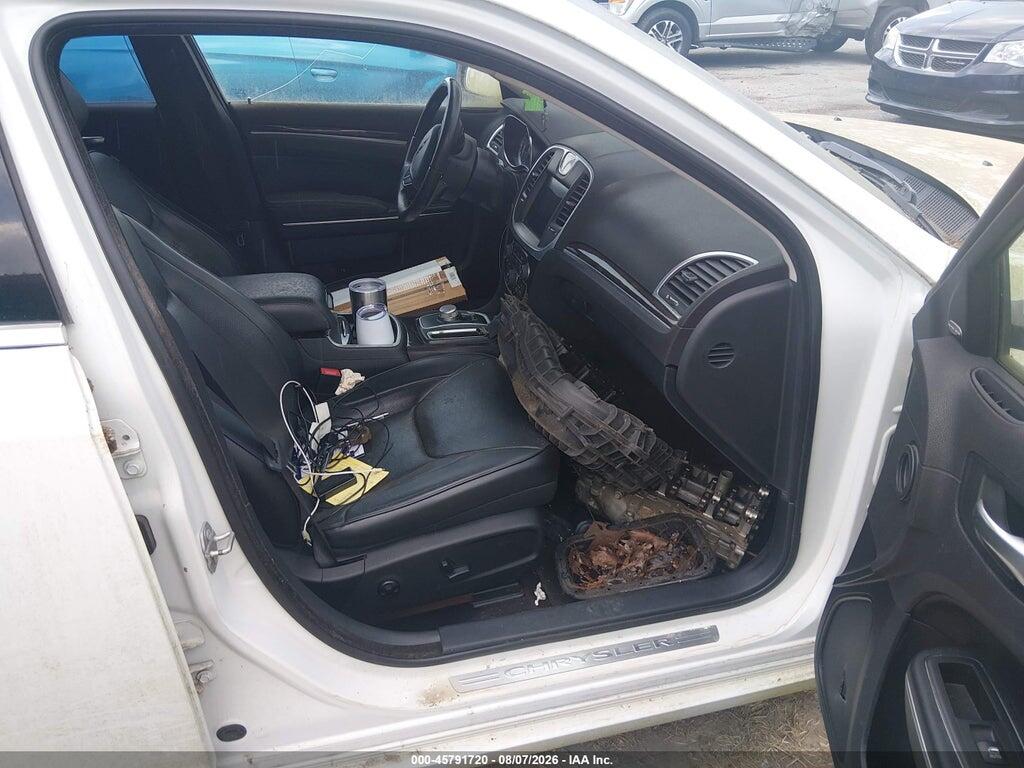 2C3CCAEG7HH586546 2017 CHRYSLER 300C photo no. 5
