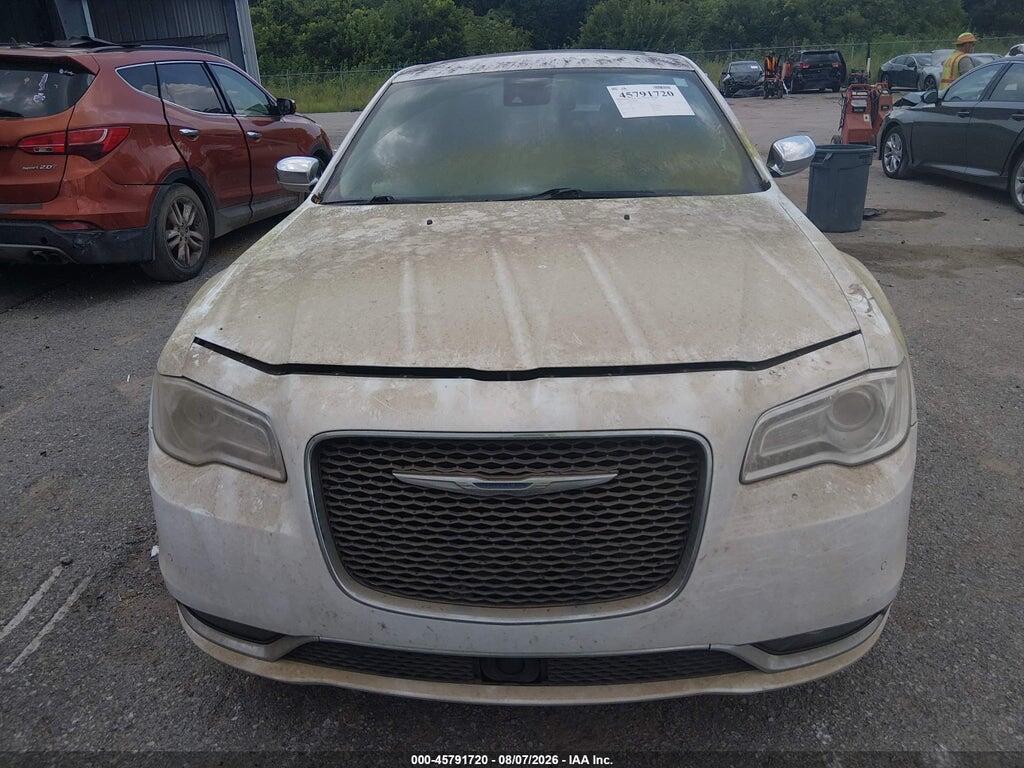 2C3CCAEG7HH586546 2017 CHRYSLER 300C photo no. 6