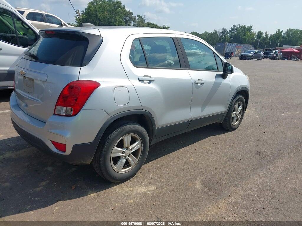 KL7CJNSB0HB139869 2017 CHEVROLET TRAX photo no. 4
