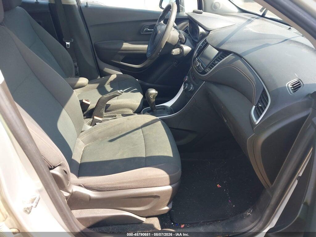 KL7CJNSB0HB139869 2017 CHEVROLET TRAX photo no. 5