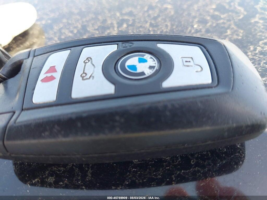 WBA8A9C39HK864567 2017 BMW 320I photo no. 11
