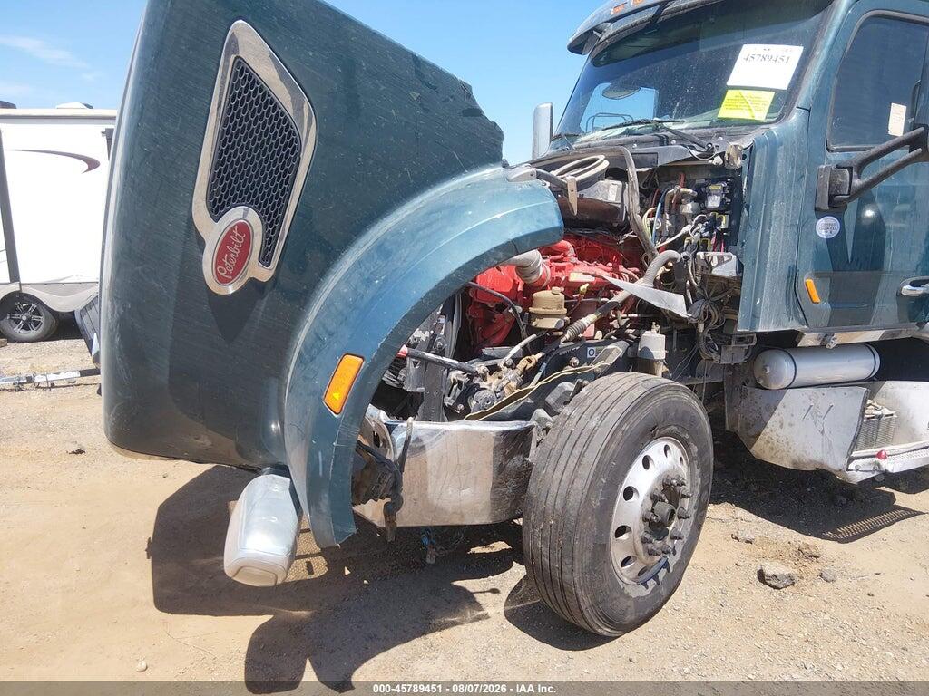 1XPCD49X1HD442555 2017 PETERBILT 567 photo no. 10