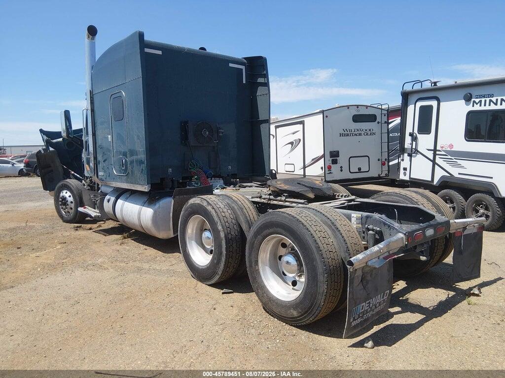 1XPCD49X1HD442555 2017 PETERBILT 567 photo no. 3