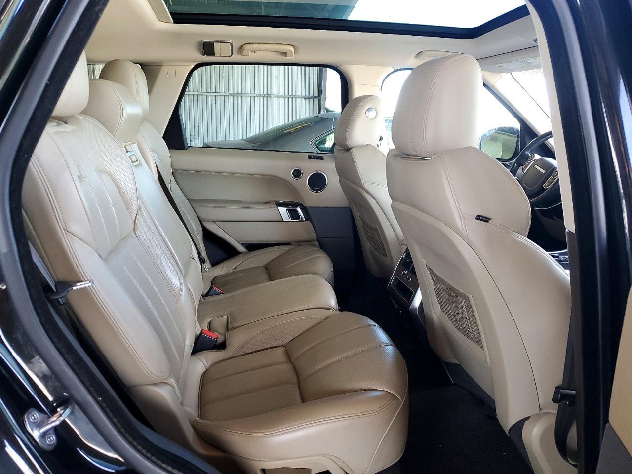 2016 LAND ROVER RANGE ROVER SPORT HSE — Фото 11 из 13