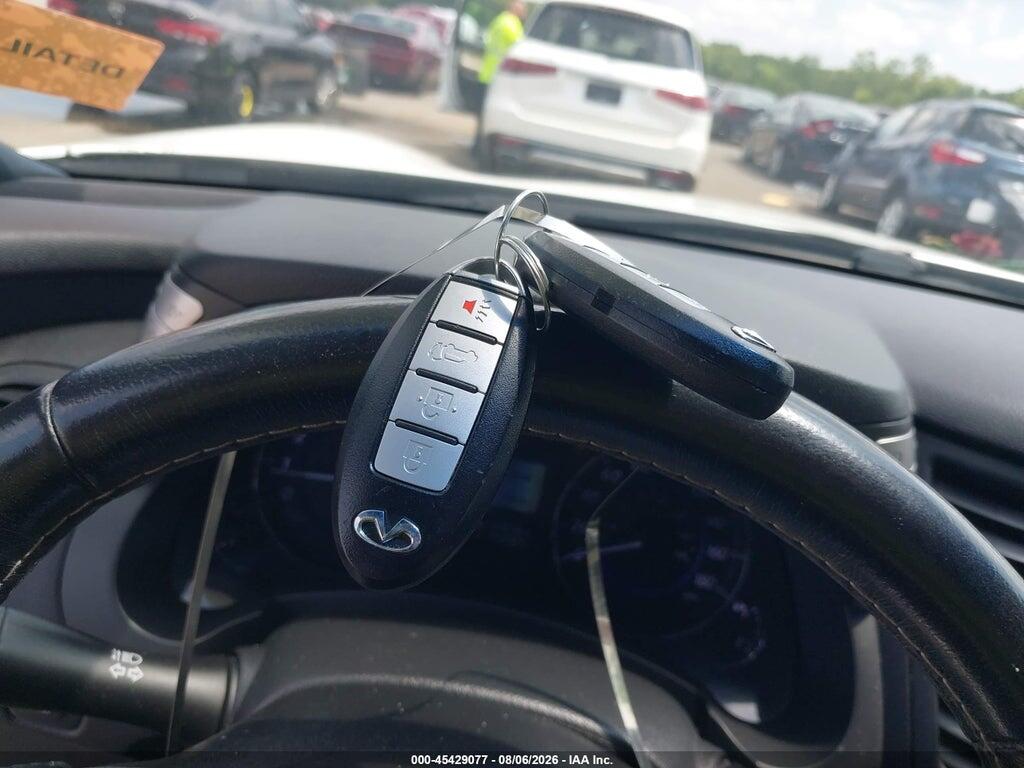JN8CS1MW2HM411288 2017 INFINITI QX70 photo no. 11