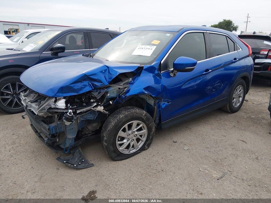 JA4AS3AA7JZ047461 2018 MITSUBISHI ECLIPSE CROSS photo no. 2