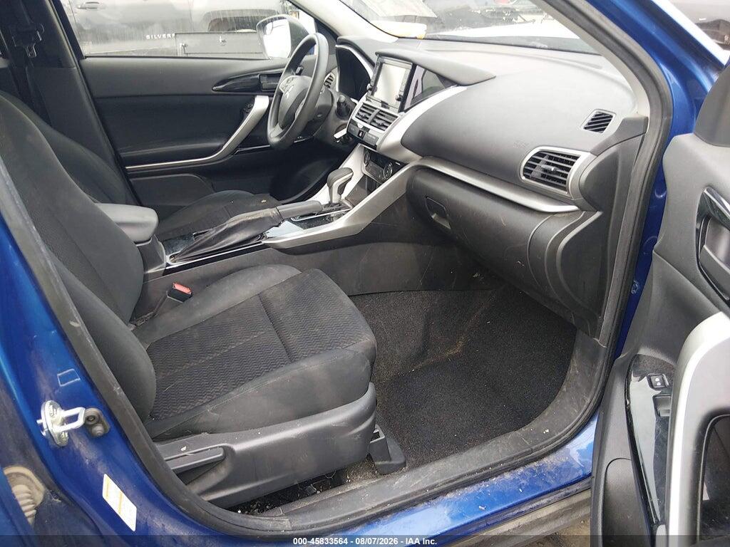 JA4AS3AA7JZ047461 2018 MITSUBISHI ECLIPSE CROSS photo no. 5