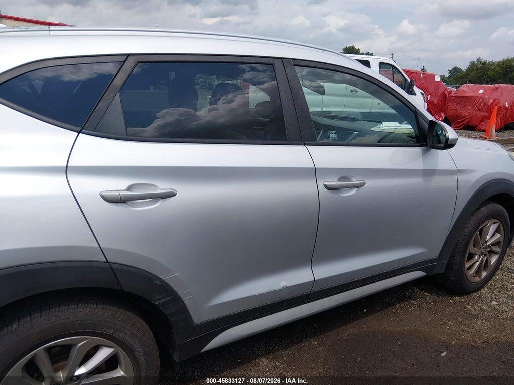 KM8J33A40JU672080 2018 HYUNDAI TUCSON photo no. 12