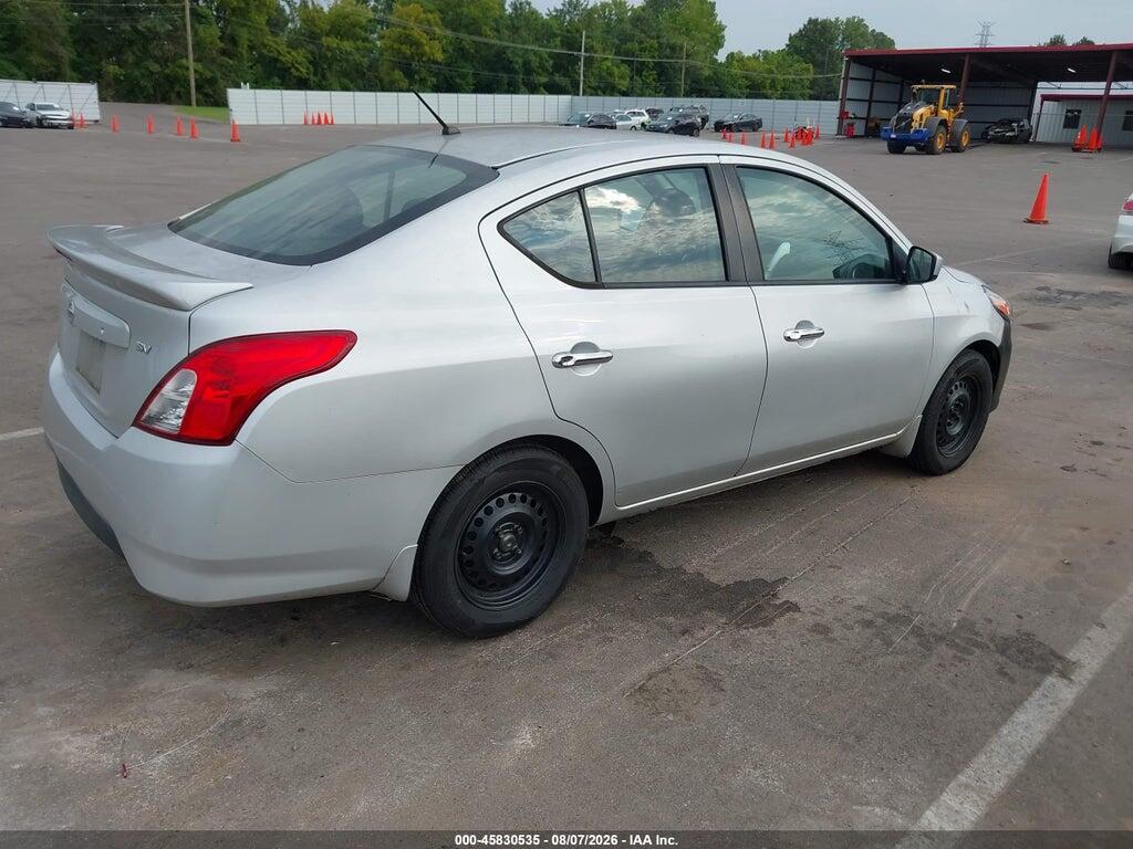 3N1CN7AP5JL818169 2018 NISSAN VERSA photo no. 4