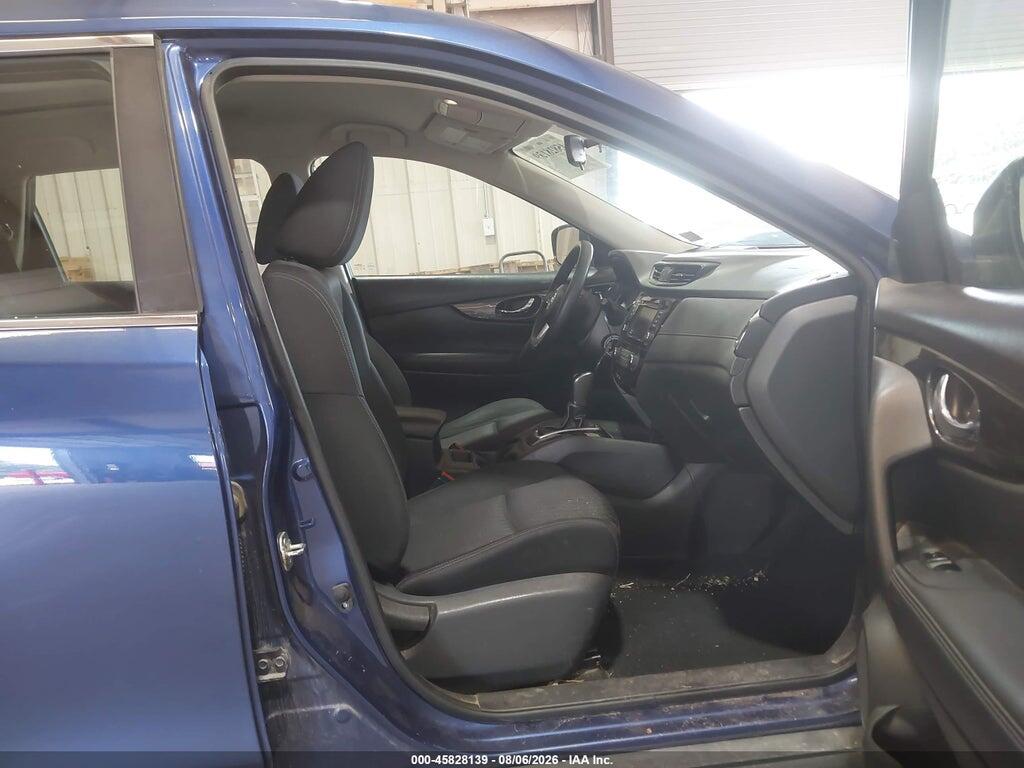 KNMAT2MVXJP565846 2018 NISSAN ROGUE photo no. 5