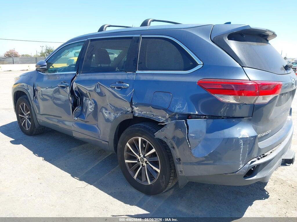5TDJZRFH8JS850274 2018 TOYOTA HIGHLANDER photo no. 6