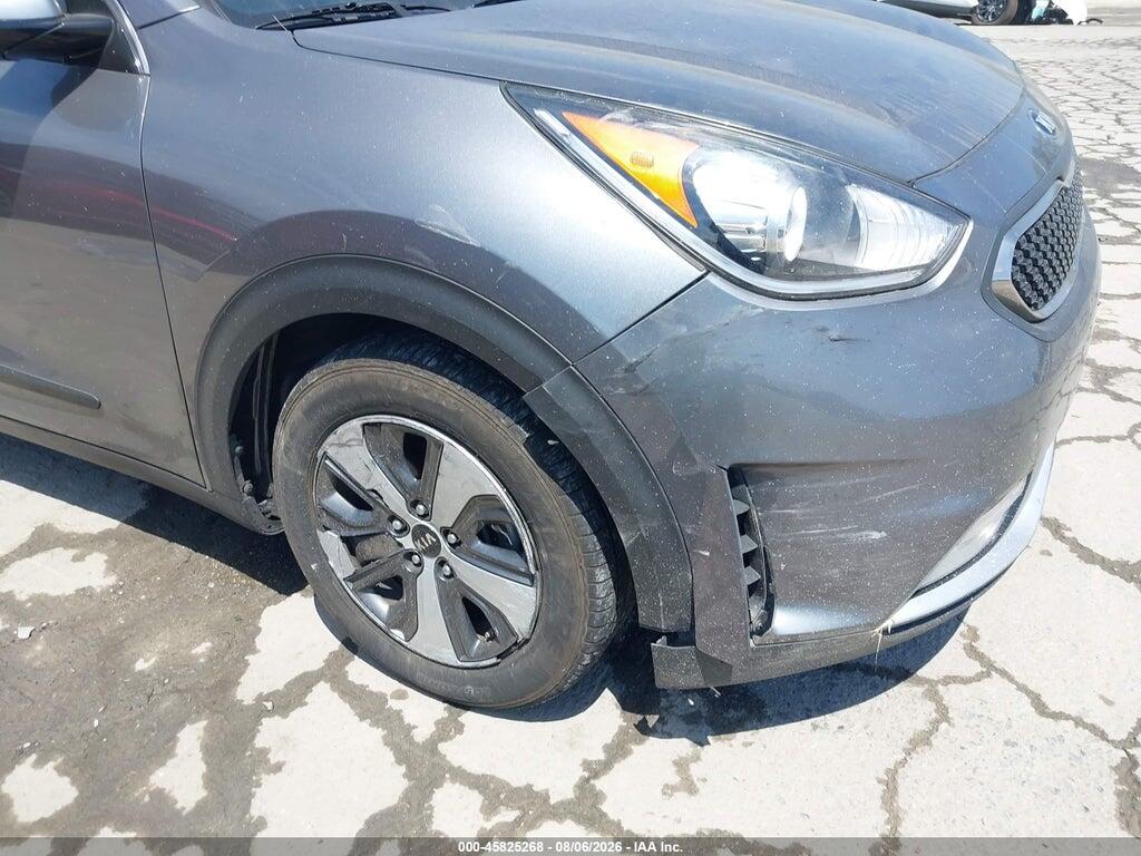 KNDCC3LC0J5155373 2018 KIA NIRO photo no. 6