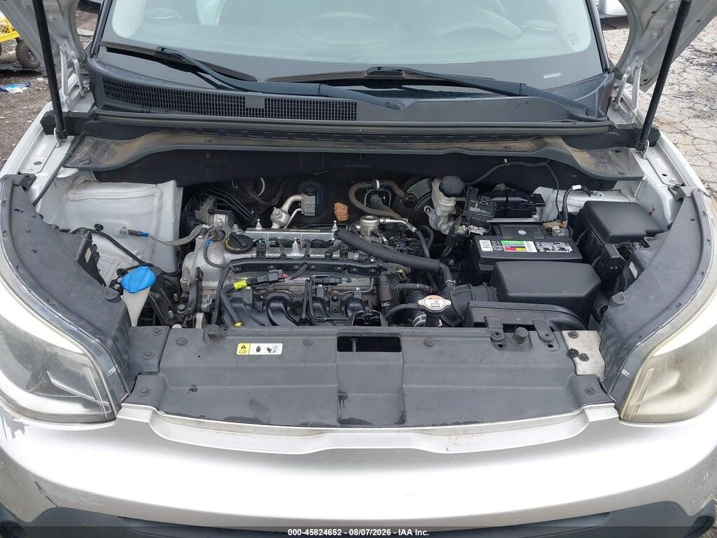 KNDJN2A20J7600592 2018 KIA SOUL photo no. 10