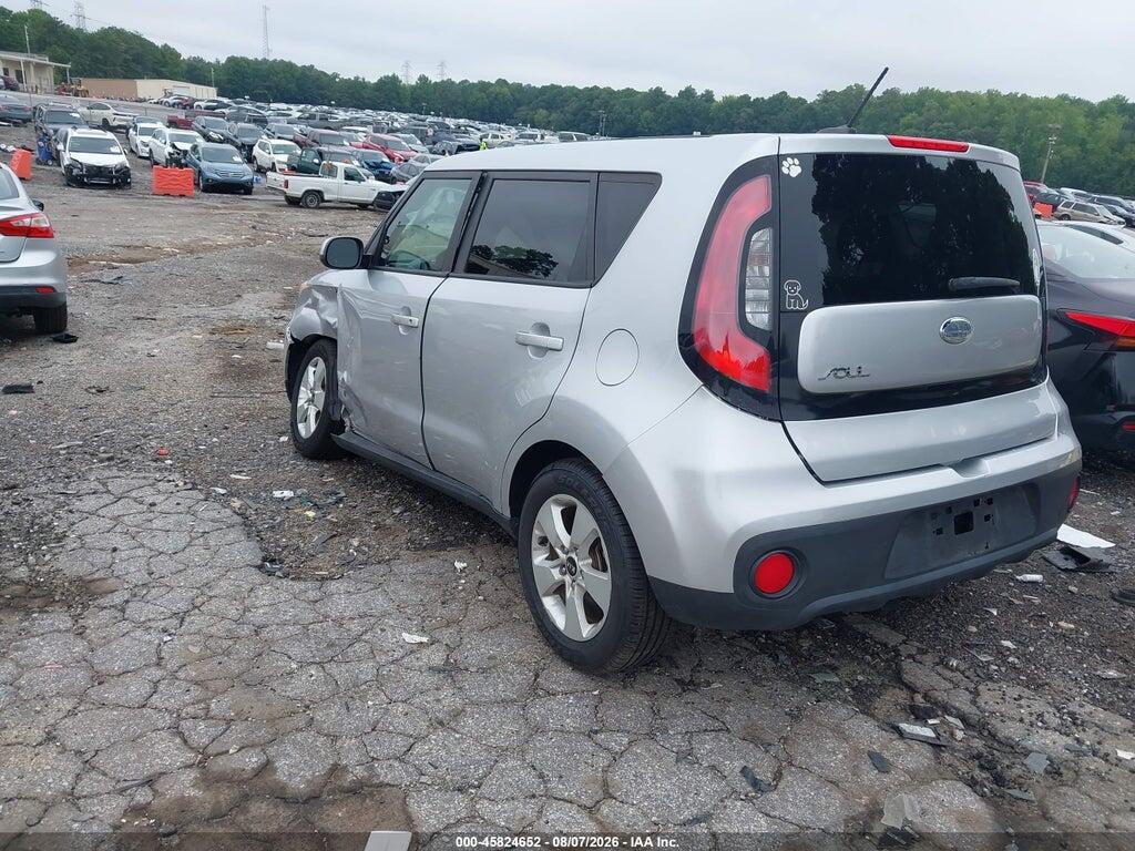 KNDJN2A20J7600592 2018 KIA SOUL photo no. 3