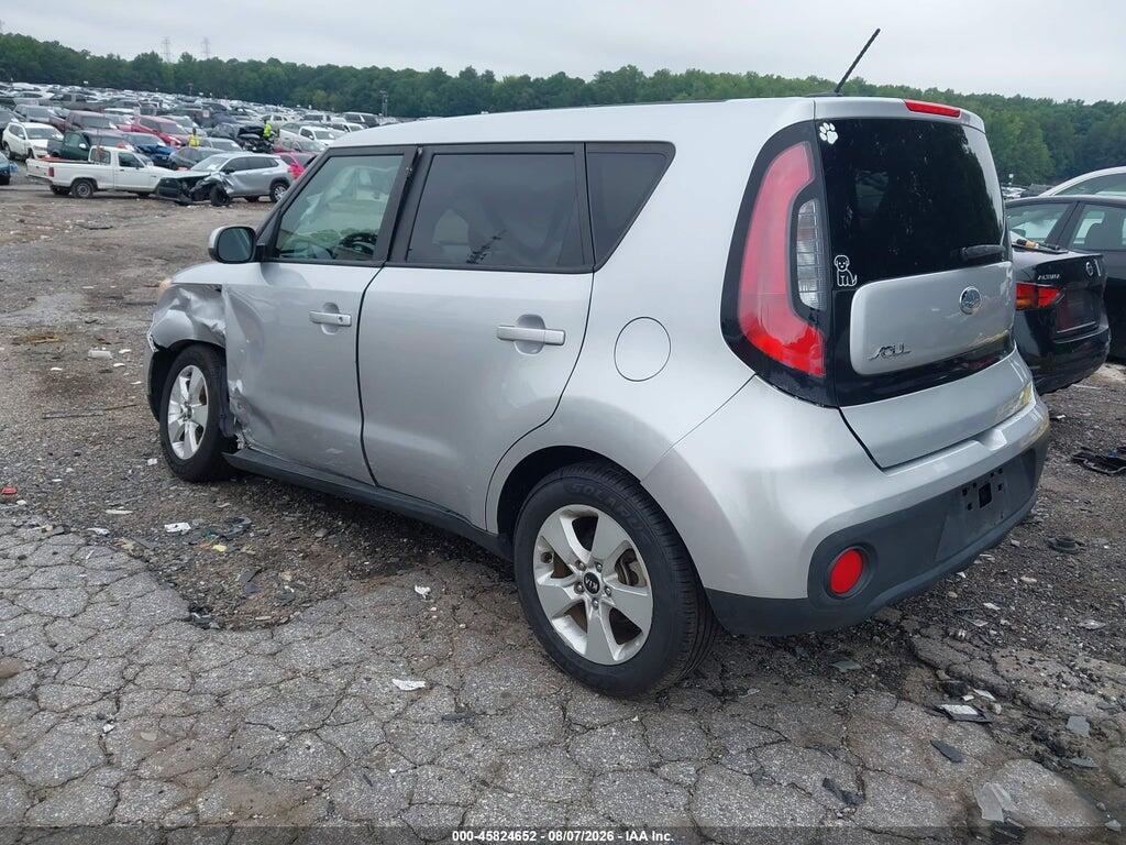 KNDJN2A20J7600592 2018 KIA SOUL photo no. 6