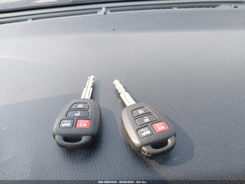 2T1BURHE8JC044790 2018 TOYOTA COROLLA photo no. 11