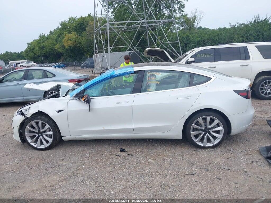 5YJ3E1EB4JF097978 2018 TESLA MODEL 3 photo no. 12