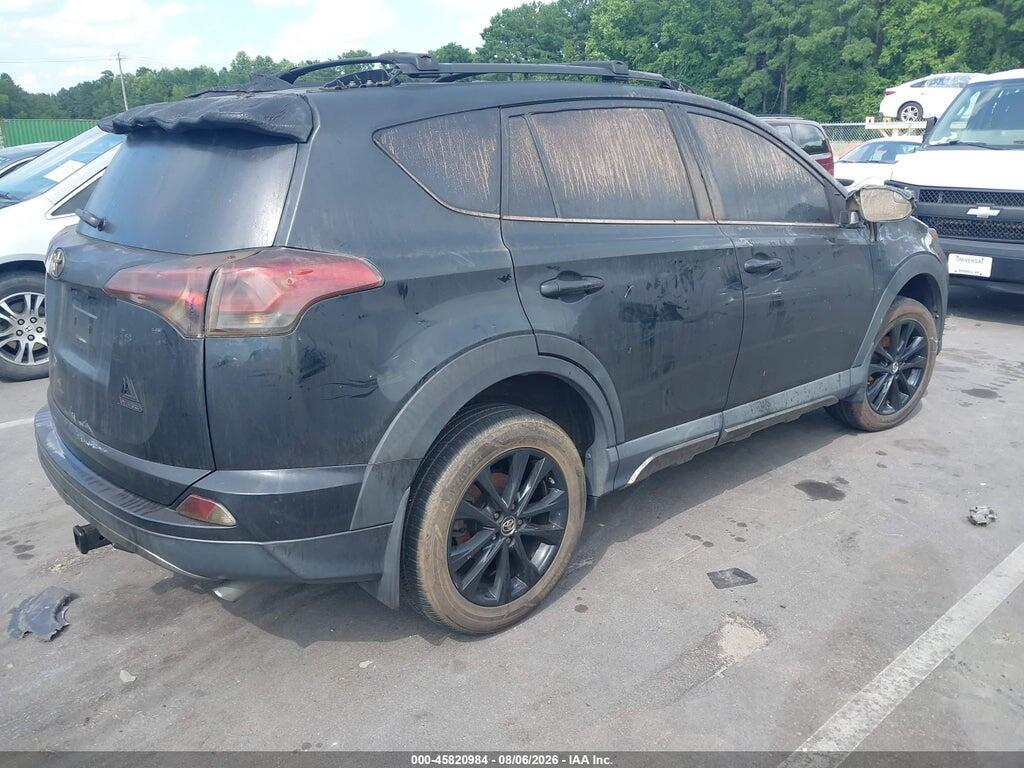 2T3RFREV3JW810332 2018 TOYOTA RAV4 photo no. 4