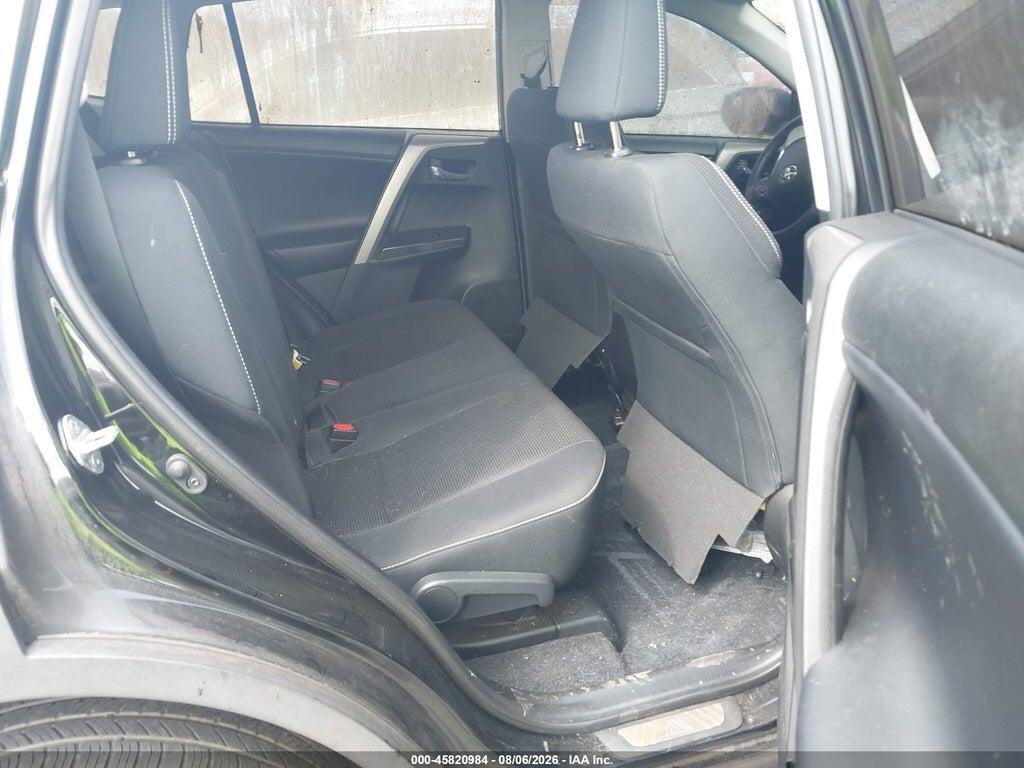 2T3RFREV3JW810332 2018 TOYOTA RAV4 photo no. 8
