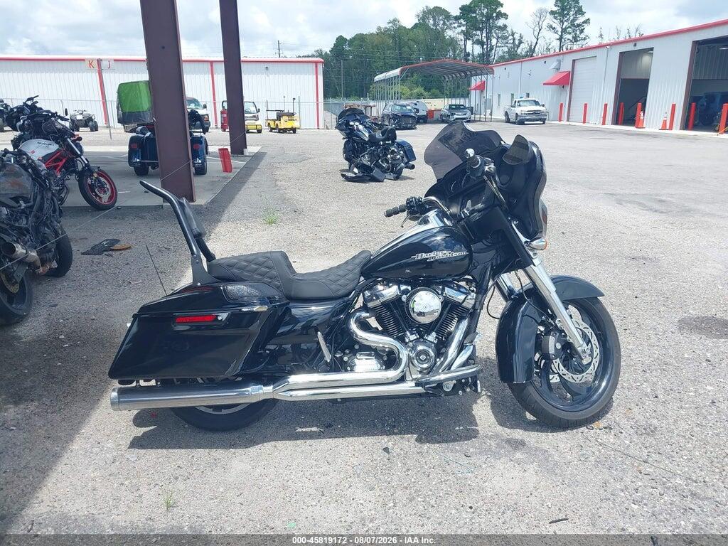 1HD1KBC18JB671984 2018 HARLEY-DAVIDSON FLHX photo no. 11