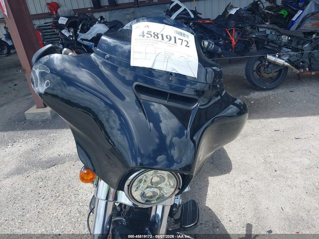 1HD1KBC18JB671984 2018 HARLEY-DAVIDSON FLHX photo no. 5