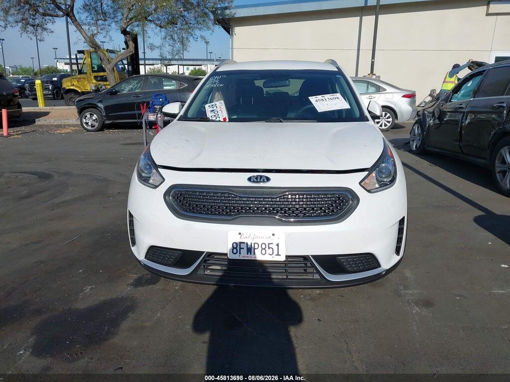 KNDCB3LC8J5210932 2018 KIA NIRO photo no. 12