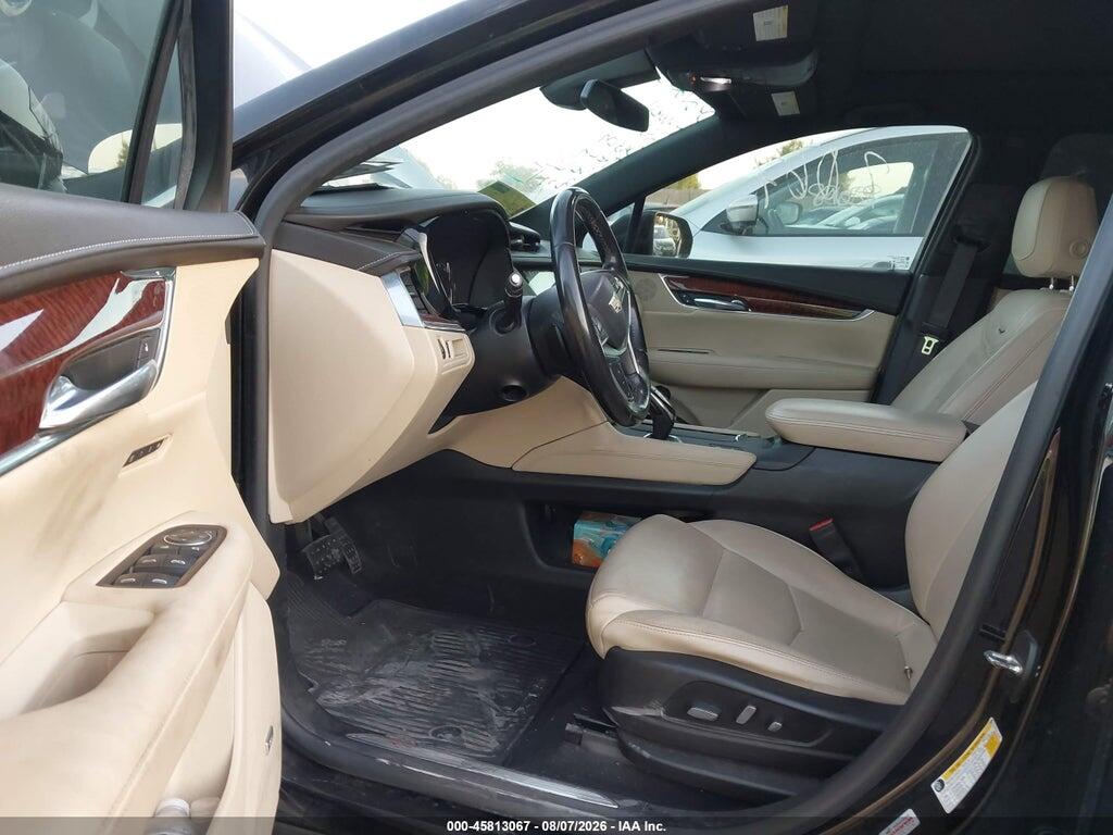 1GYKNERS2JZ191052 2018 CADILLAC XT5 photo no. 5