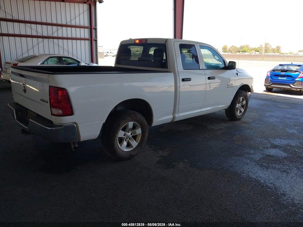 1C6RR7FG5JS328697 2018 RAM 1500 photo no. 4
