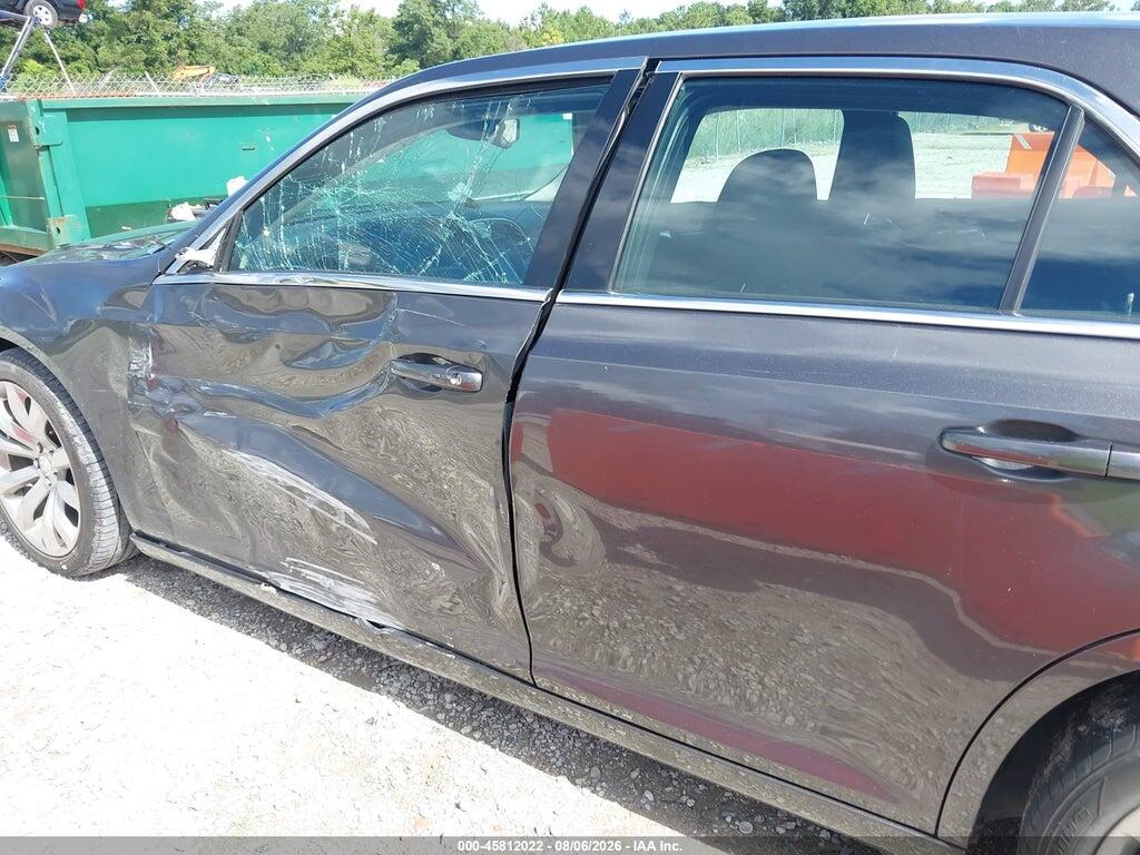2C3CCAAG2JH294038 2018 CHRYSLER 300 photo no. 6