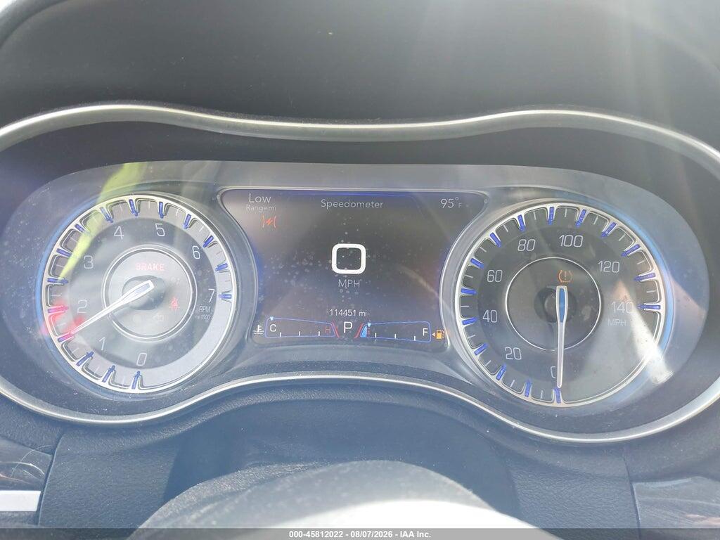 2C3CCAAG2JH294038 2018 CHRYSLER 300 photo no. 7