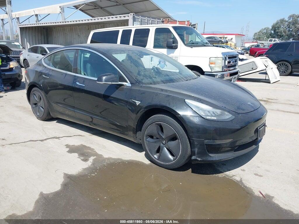 5YJ3E1EA3JF151682 2018 TESLA MODEL 3 photo no. 1