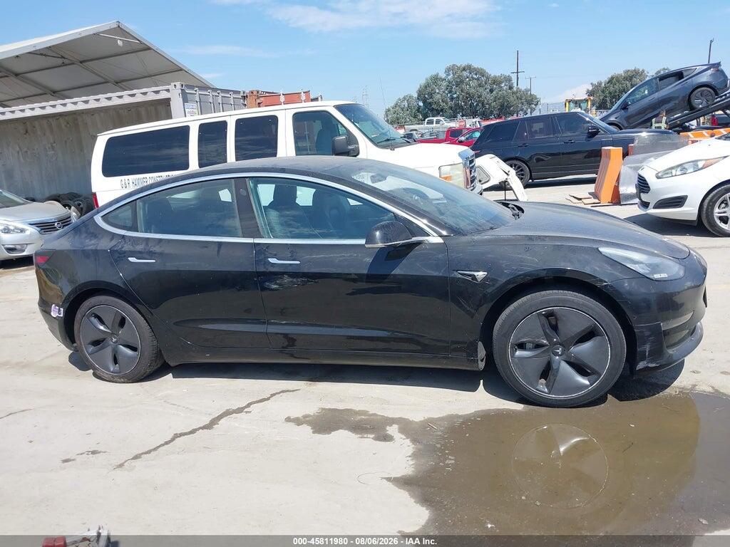 5YJ3E1EA3JF151682 2018 TESLA MODEL 3 photo no. 12