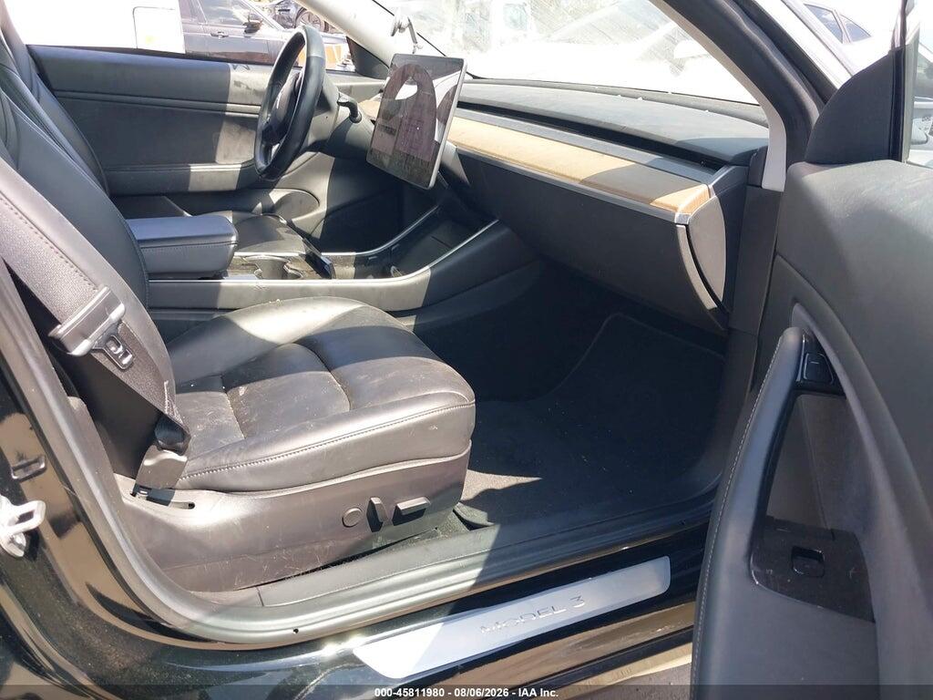 5YJ3E1EA3JF151682 2018 TESLA MODEL 3 photo no. 5