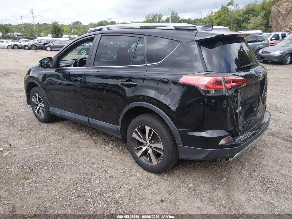 2T3RFREVXJW744748 2018 TOYOTA RAV4 photo no. 3