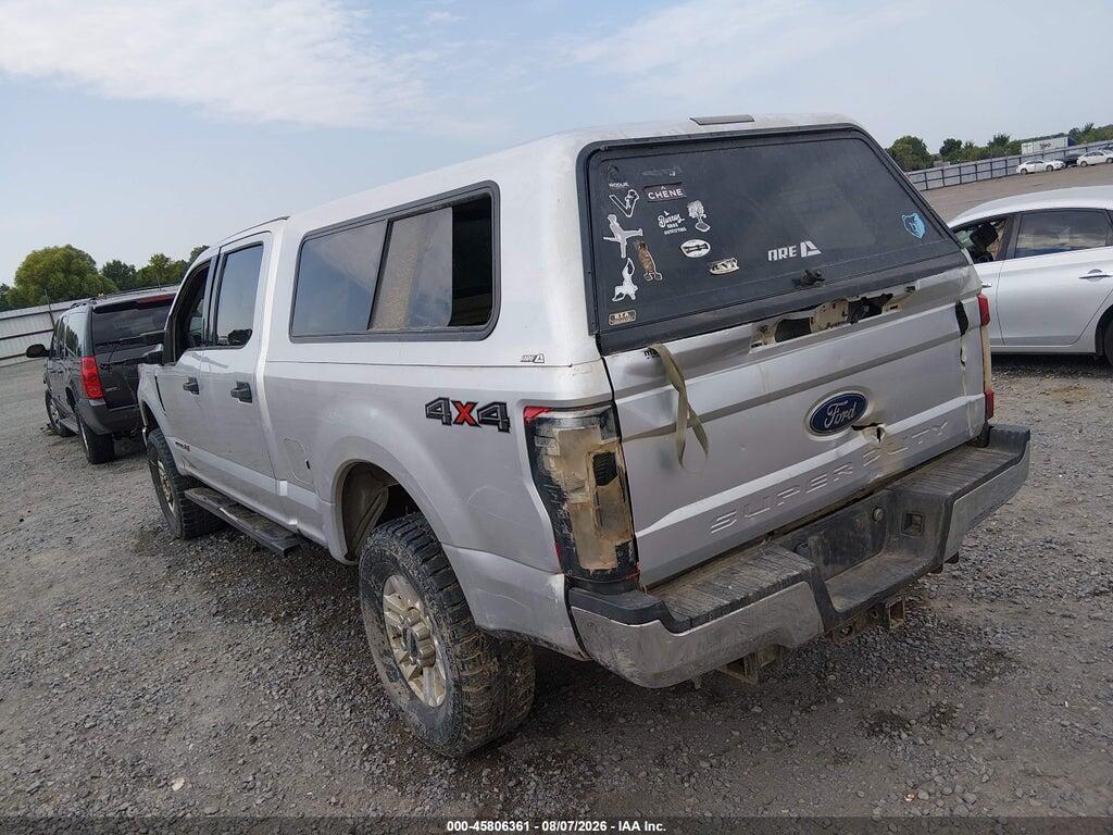 1FT7W2BT4JEC60700 2018 FORD F-250 photo no. 3