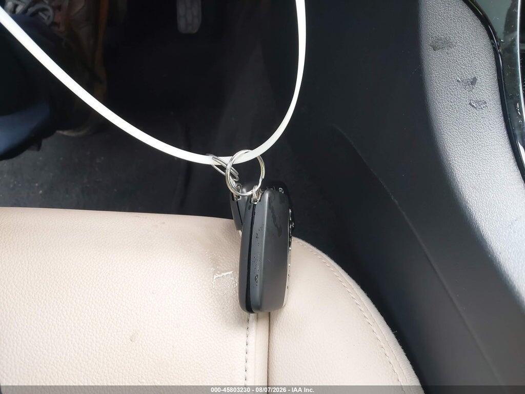 SAJAR4FX6JCP35945 2018 JAGUAR XE photo no. 11
