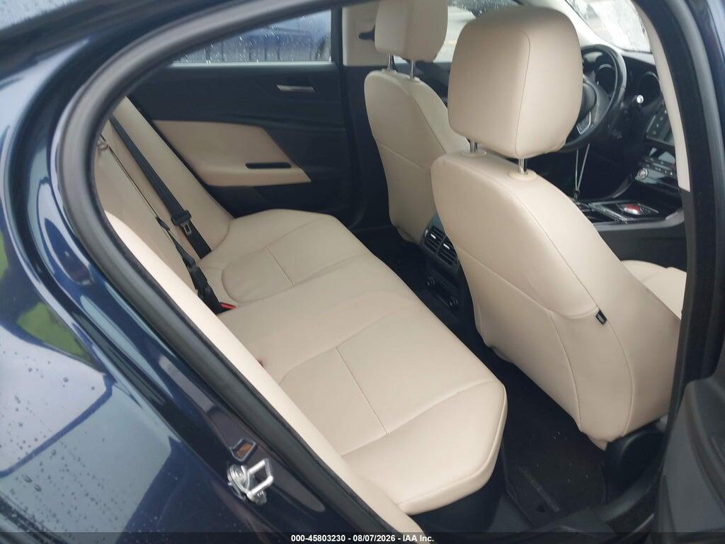 SAJAR4FX6JCP35945 2018 JAGUAR XE photo no. 8