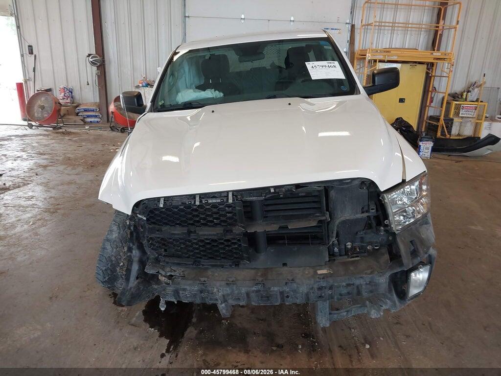 1C6RR7FG7JS320536 2018 RAM 1500 photo no. 12