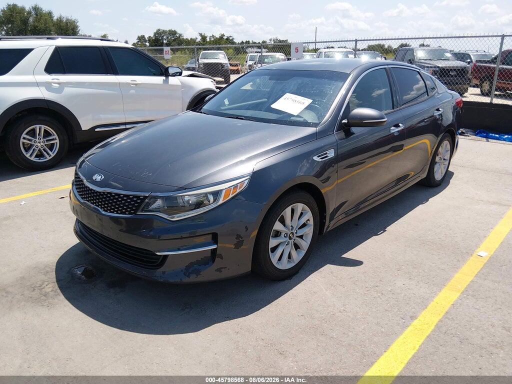 5XXGU4L38JG212080 2018 KIA OPTIMA photo no. 2