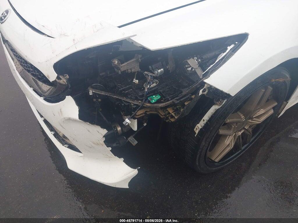 KNAE55LC8J6018008 2018 KIA STINGER photo no. 6