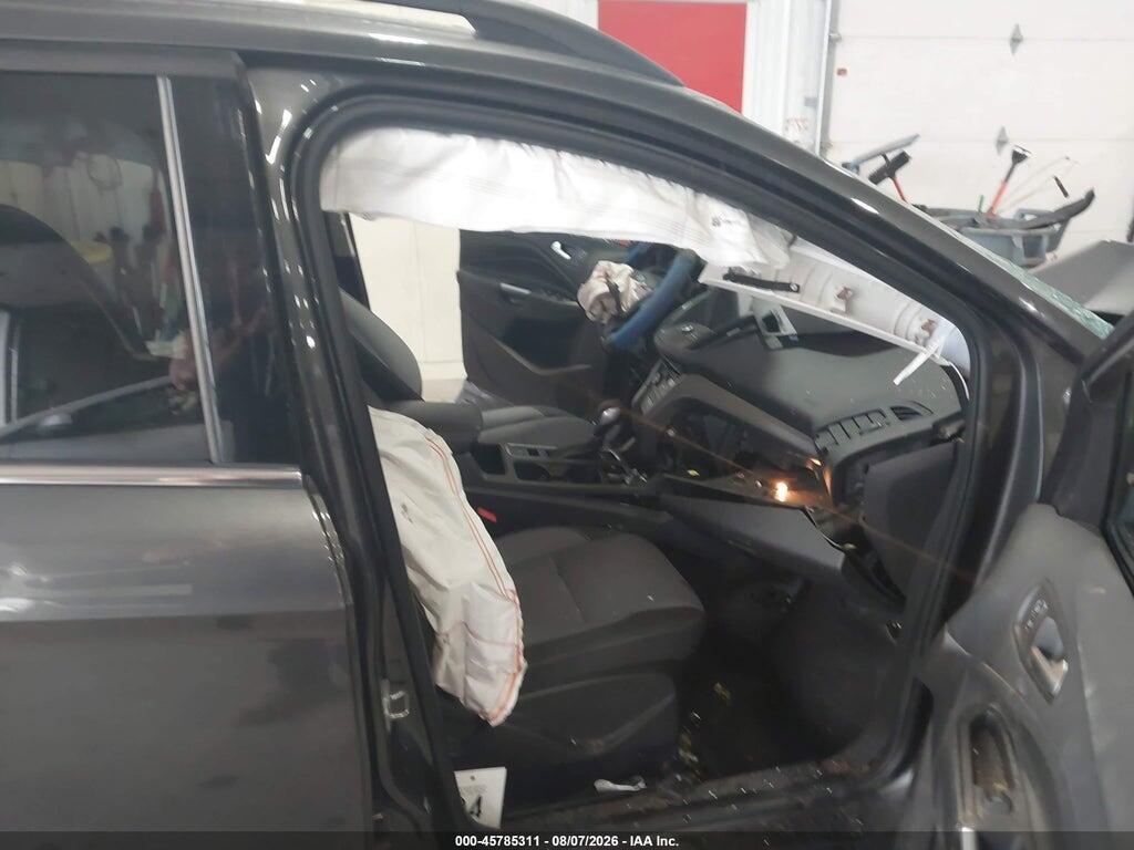 1FMCU0GD5JUC35381 2018 FORD ESCAPE photo no. 5
